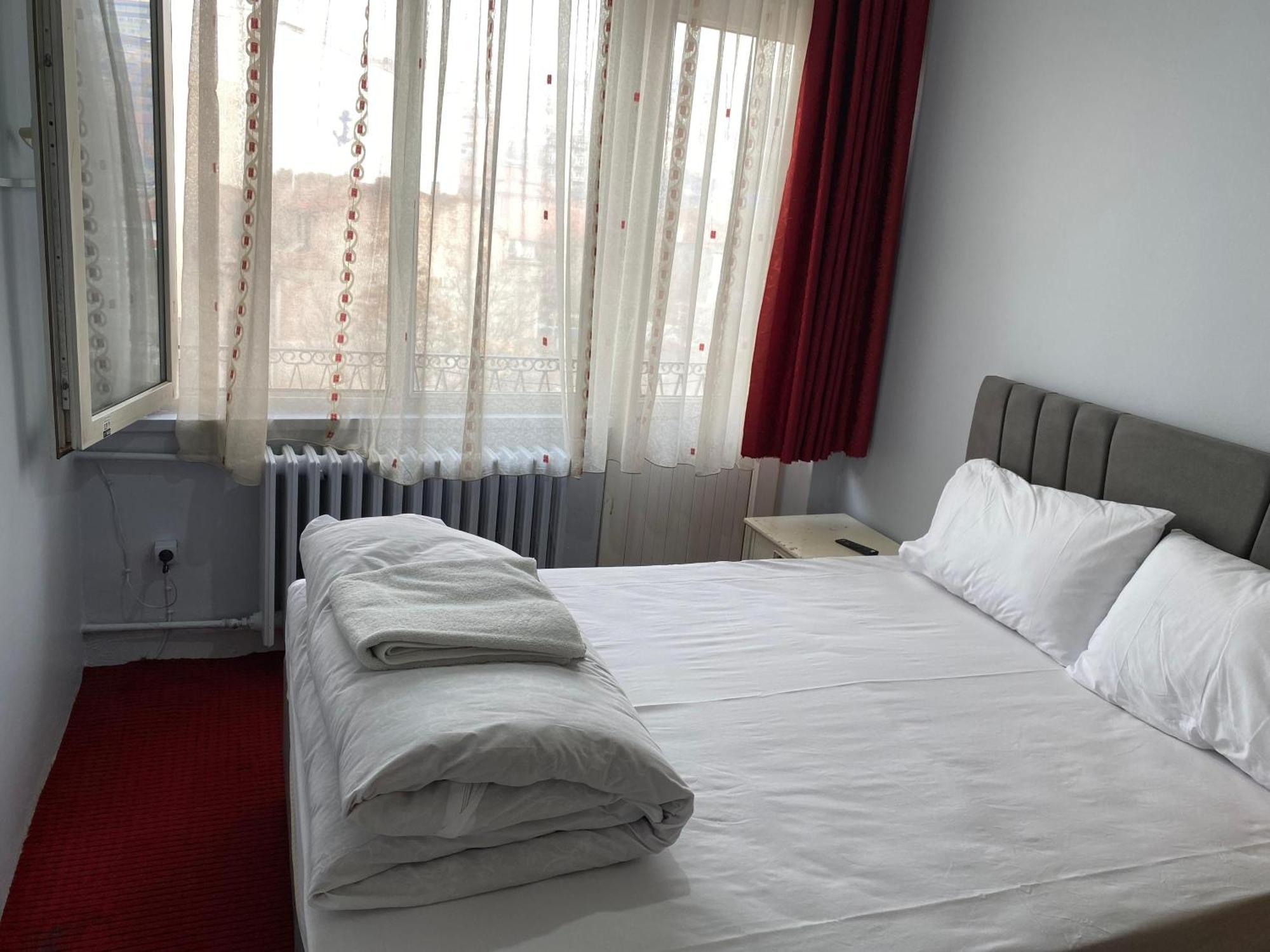 Oez Altinbasak Otel Ankara Exterior photo